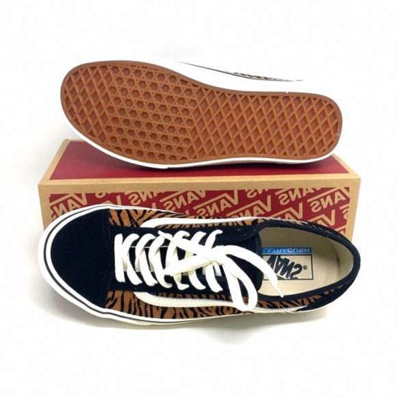 💖MEGA SALE💖VANS Women VN0A5HYR9ZY Style 36 Decon Brown Stripes Animal SF - Picture 2 of 11